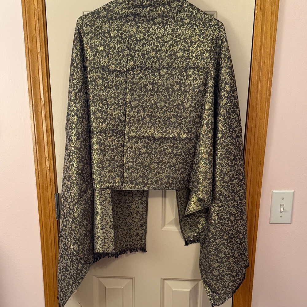 NWT Floral Black and Gold Wrap or Scarf